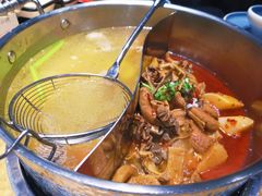 牛杂鸳鸯锅-左庭右院鲜牛肉火锅(金山万达店)
