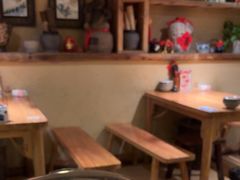 -泥糊破店小酒馆·团建聚餐(南京西路店)