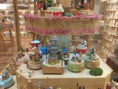 -猫的天空之城概念书店(苏州平江店)