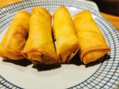雪菜黄鱼春卷-南小蟹手工點心(三里屯店)