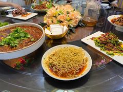 -陈胖子鱼庄(黄辣丁新津店)