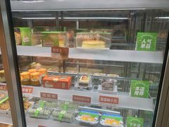 面包甜点陈列柜-花园饼屋·吐司蛋糕面包(星海店)