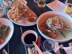 -鑫渔港海鲜本地菜·山海关浑锅(东戴河店)
