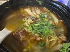 -闫家驴肉老店(华电一校店)