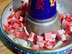 -毛辣果·贵州红酸汤牛肉火锅(西单店)