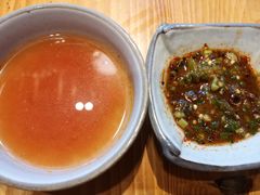 -野山舂·贵州现舂酸汤火锅(鸿通城店)