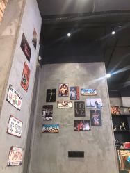 -PE SALON