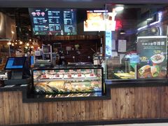-钟书阁(群光广场店)