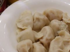 韭黄黑猪肉白虾饺-光头匠