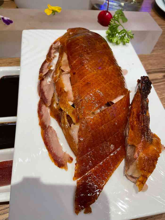 草堂烤鸭(维邦店)-"最近来了好多次正好老爸过生日 也就来了.