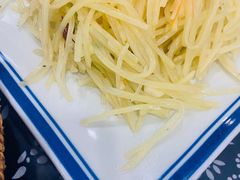 -八两八金·莱芜特色炒鸡(市南漳浦路店)