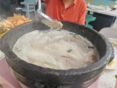 -墨脱石锅椰子鸡•海鲜糟粕醋(榆亚路店)