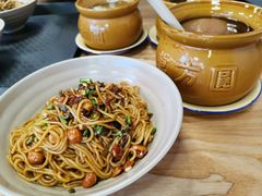 -万方圆拌粉瓦罐汤(九江湖滨店)