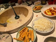 -云荷里·蒸汽石锅鱼·云南菜(中发百旺店)