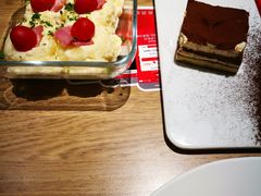 -必胜客(新中纬店)