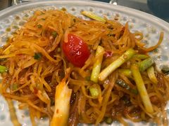 -香巴拉云南餐厅(华莱坞店)