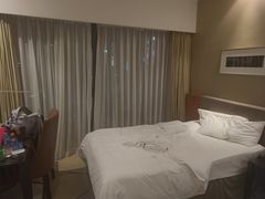 -珠海拱北口岸希尔顿欢朋酒店