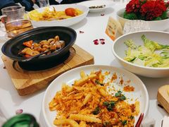 -醉辉皇上海之巅(上海中心大厦店)