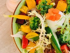 胡同田园温泉蛋烤炙蔬菜沙拉-玲婧胡同·生日蛋糕·餐厅(嘉里城店)