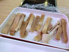 -杨老板·海鲜集市火锅·鲜切牛肉(中防万宝店)