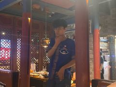 -老牌坊云南鱼豆花火锅(哈西万达店)