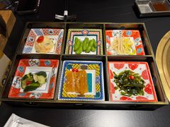 -山川小町·极番烧肉(新地假日广场店)