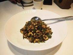 黄贡椒炒香螺-院里寻菜·精致庭院菜(观沙岭店)