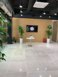 -CARR SALON