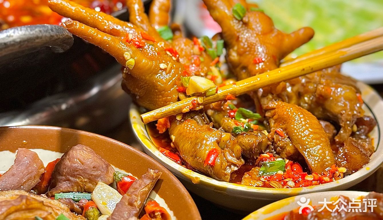 火锅一顿，财运皆顺  