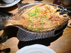 -蜜桃餐厅·伴山(湖滨商业街店)