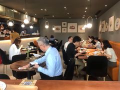 -POKEE VIA&Brunch·维娅(重庆来福士店)
