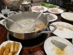 -正能量脆肉鲩火锅