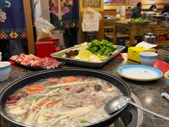 -金鼎雪山牦牛杂火锅(理县总店)