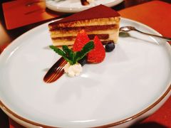 -Golden Lily河内巴黎法越料理餐厅(建国西路店)