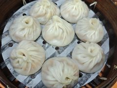 -莱莱小笼·乔艾