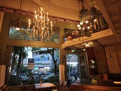 -玛格萝妮比萨屋(陆家浜路店)