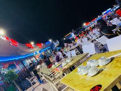 -亚龙湾中心广场