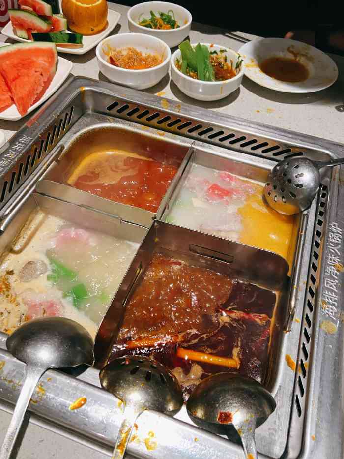 海底捞火锅(大良大信新都汇店)-"大信店的海底捞已经开了也有一段时间