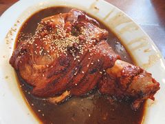 -巷子深菜馆·津门肘子(滨海店)