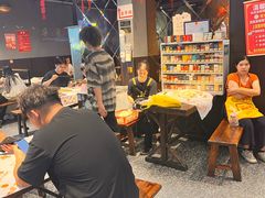 -老街烧烤大排档·地道湖北菜·龙虾馆(汉口火车站店)