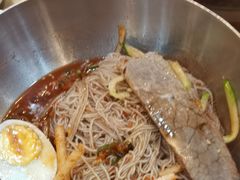 拌冷面-江南面屋(明洞店)