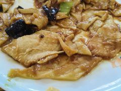 -溢心园香河肉饼总店