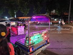 -席娜卡琳火车铁道夜市