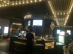 -CGV影城(滨江天街IMAX店)