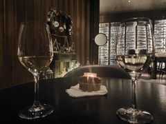 -wineapp葡萄酒餐吧(外滩金融中心店)