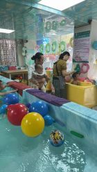 泳池-小鸭先知婴儿游泳馆