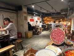 -旧街市鲜货老火锅(大光路店)