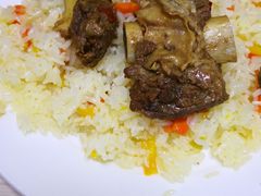 -溢香园昼夜抓饭店(揽秀园街店)