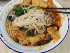 -丽丽三鲜螺蛳粉(田林路店)