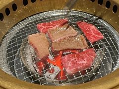 -山川小町·极番烧肉(新地假日广场店)